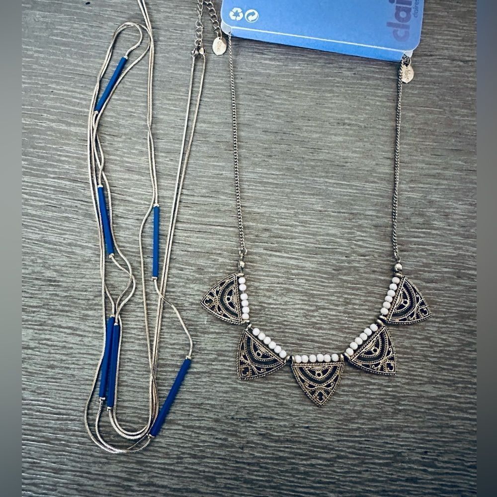 Claire’s 2-pc Gold Tone Necklaces Bundle Lot